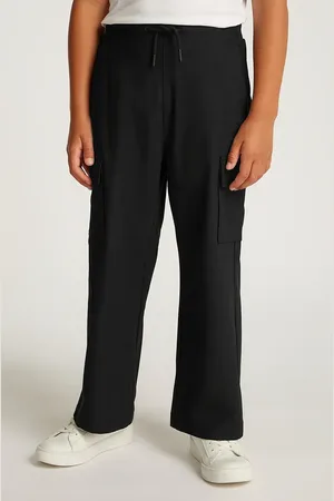 Calvin Klein Pantaloni tuta bambino/a DRY KNIT SKATER colore IB0IB02344
