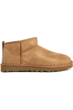 UGG MAN BOOTS
