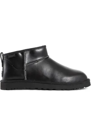 UGG MAN BOOTS