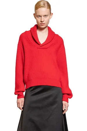 THE GARMENT WOMAN KNITWEAR