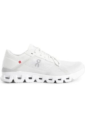 On Running WOMAN SNEAKERS