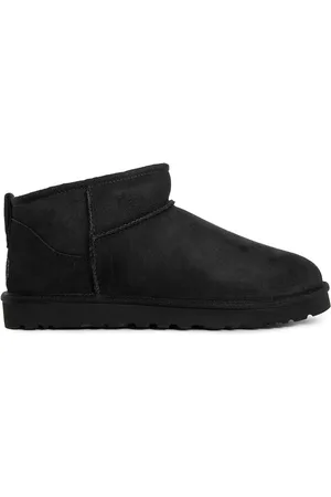 UGG MAN BOOTS