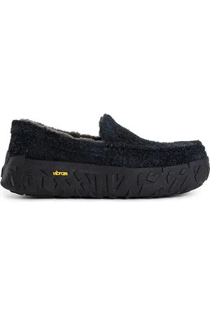 UGG MAN LOAFERS & FLATS