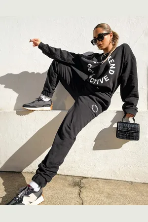 ASOS ASOS - Weekend Collective - Joggers oversize neri con logo