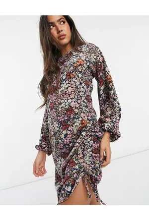 VERO MODA Vestito corto fasciante con dettagli arricciati e stampa a fiori misti