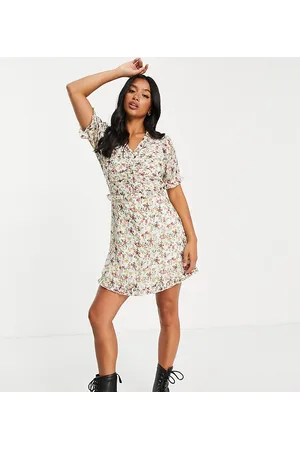 Topshop Petite - Vestito corto arricciato a fiori