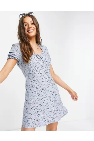 Aeropostale Vestito svasato azzurro chiaro con maniche a sbuffo