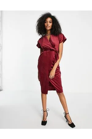 Closet Vestito midi a portafoglio in velluto vino con maniche a kimono e cintura