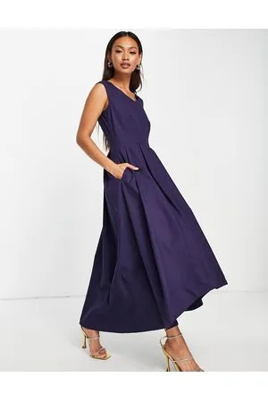 Closet Vestito midi a pieghe con scollo a V e fondo asimmetrico