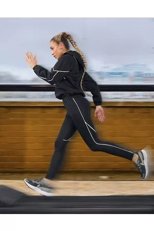 ASOS Leggings da corsa outdoor con profili a contrasto riflettenti