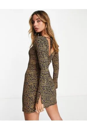 River Island Vestito corto con polsini aperti e allacciato sul retro