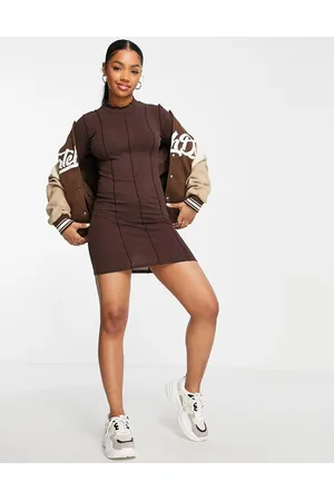Pull&Bear Vestito corto a maniche lunghe a coste con cuciture a vista, colore
