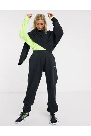 Nike Joggers oversize neri con logo piccolo