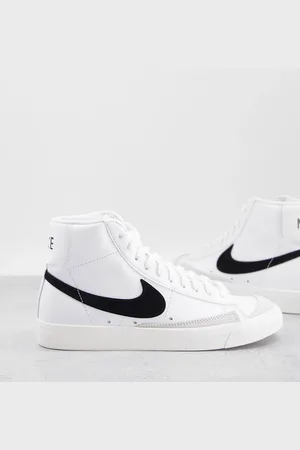 Nike Blazer Mid 