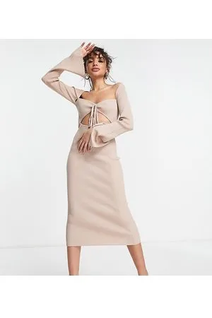 Missguided Vestito in maglia color cammello con gonna al polpaccio, arricciatura e cut-out
