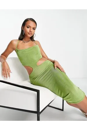 Fashionkilla Vestito midi allacciato al collo con cut-out in vita oliva
