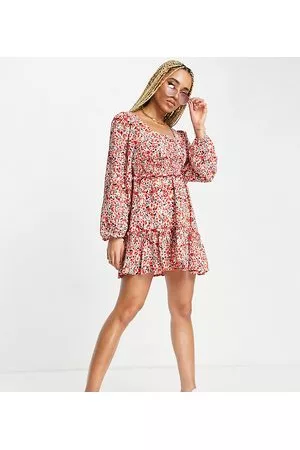 Missguided Vestito a balze a maniche lunghe arricciato in vita a fiori