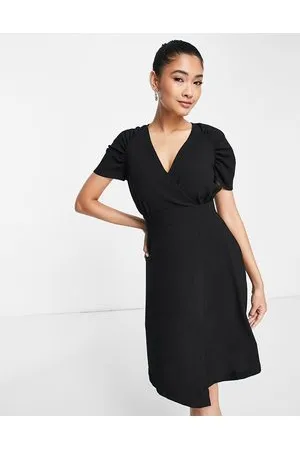 Closet Vestito corto con laccetto avvolgente, colore