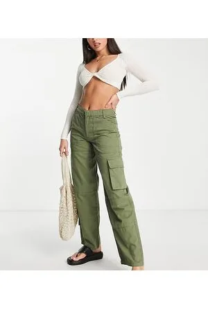 Topshop Pantaloni cargo comodi color kaki a vita molto bassa