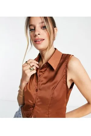 Heartbreak Camicia aderente in raso color ruggine in coordinato