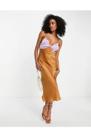 ASOS Vestito midi in pizzo color cammello e lilla color block con allacciatura sul retro