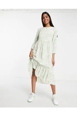 Glamorous Vestito grembiule midi con stampa di margherite a maniche lunghe