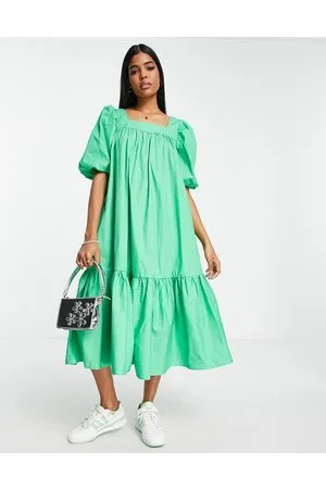 Glamorous Vestito midi oversize con scollo squadrato e fondo a balze acceso