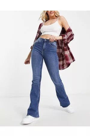 Pieces® Peggy - Jeans a zampa a vita alta lavaggio medio