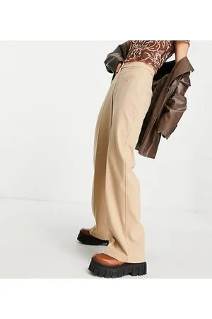 Bershka Petite - Pantaloni dad sartoriali a fondo ampio extra larghi, color cammello