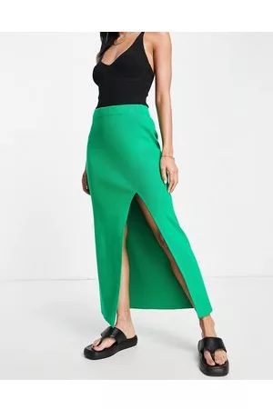 Pretty Lavish Gonna al polpaccio in maglia smeraldo con spacco in coordinato