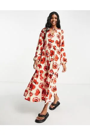 Monki Vestito midi oversize con gonna a balze e stampa di papaveri oversize