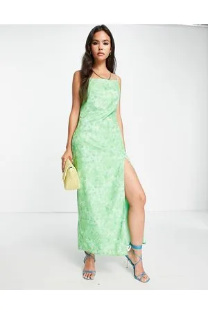 Pretty Lavish Keisha - Vestito sottoveste lungo con stampa a fiori astratta