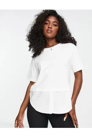 Urban Revivo T-shirt comoda bianca con strato intessuto