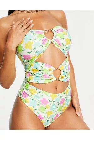 ASOS Costume con cut-out a cuore e stampa floreale vivace