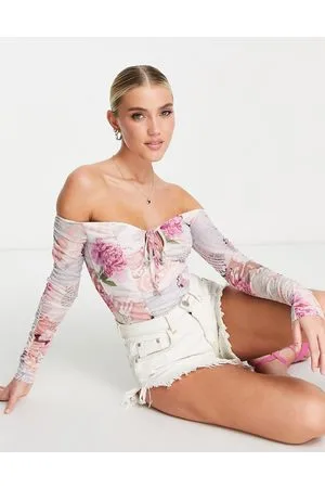 ASOS Body con scollo alla Bardot in rete con stampa di cartoline - MULTI