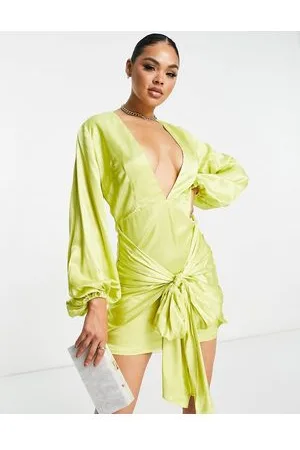 Collective The Label Esclusiva - Vestito corto in raso color lime con scollo profondo e allacciatura sul davanti