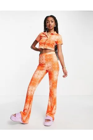 Daisy Street Pantaloni a vita alta a zampa arancioni con stampa stile bandana in coordinato