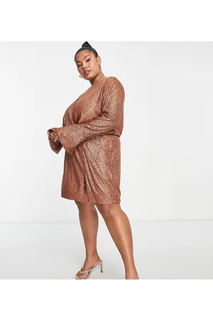 ASOS ASOS DESIGN Curve - Vestito corto drappeggiato e decorato con dettaglio con bottoni color