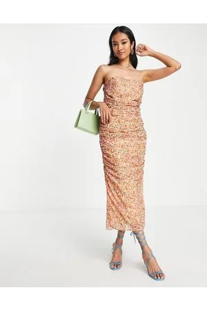 Pretty Lavish Vestito con gonna al polpaccio fasciante marrone a fiorellini arricciato