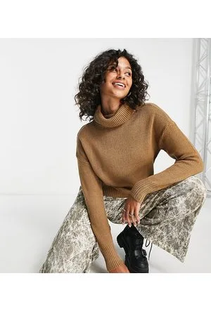 ONLY Esclusiva - Maglione color cammello con collo alto