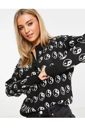 Daisy Street Maglione lavorato con bottoni sul davanti e yin e yang