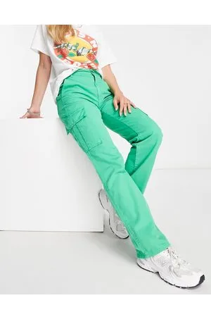 Stradivarius STR - Pantaloni cargo dritti verdi