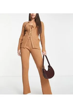 ASOS ASOS DESIGN Tall - Pantaloni a zampa in maglia color cammello in coordinato
