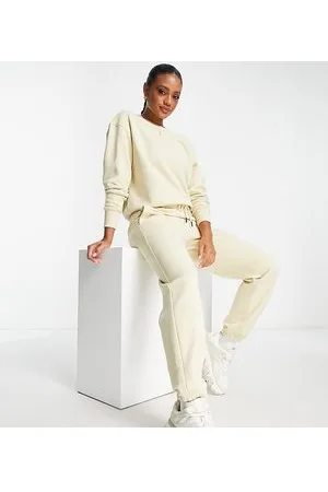 The North Face Essential - Joggers oversize color pietra - In esclusiva su ASOS