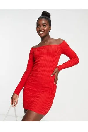 Stradivarius Vestito midi aperto sul retro con spalle scese e scollo ampio