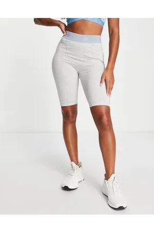 adidas Luxe Lounge - Pantaloncini leggings chiaro