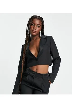 In The Style Esclusiva x Yasmin Devonport - Blazer corto con finiture in raso con rever in coordinato