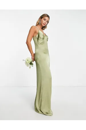 Pretty Lavish Ines - Vestito lungo da damigella stile impero in raso oliva tenue
