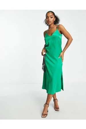 Monki Vestito midi stile sottoveste in raso con spacco