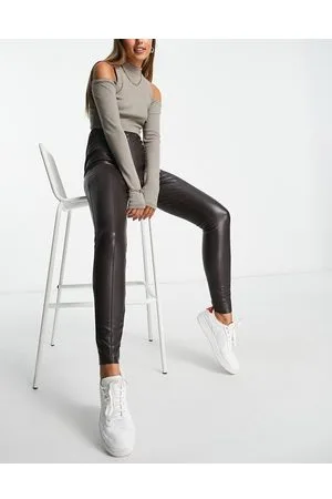 River Island Pantaloni skinny in pelle sintetica con dettaglio con zip scuro